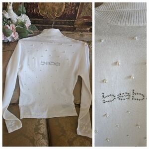 NWOT bebe  White Embellished Turtleneck Sweater With Pearls